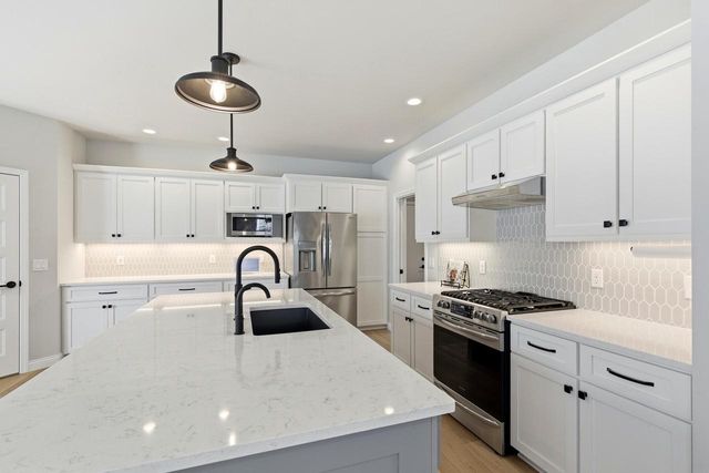 9603 Summer Willow Lane, Verona, WI 53593