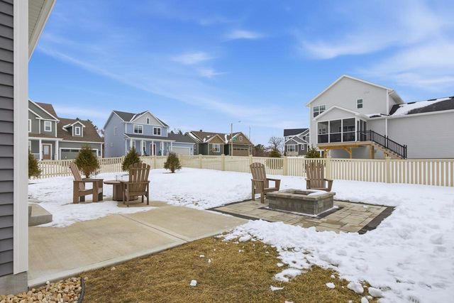 9603 Summer Willow Lane, Verona, WI 53593