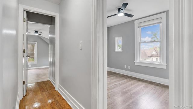 22 Town Path 2, Glen Cove, NY 11542