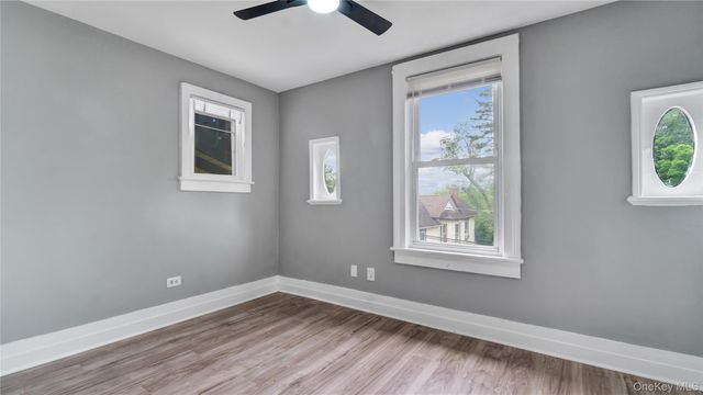 22 Town Path 2, Glen Cove, NY 11542