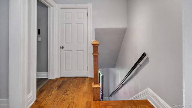 22 Town Path 2, Glen Cove, NY 11542