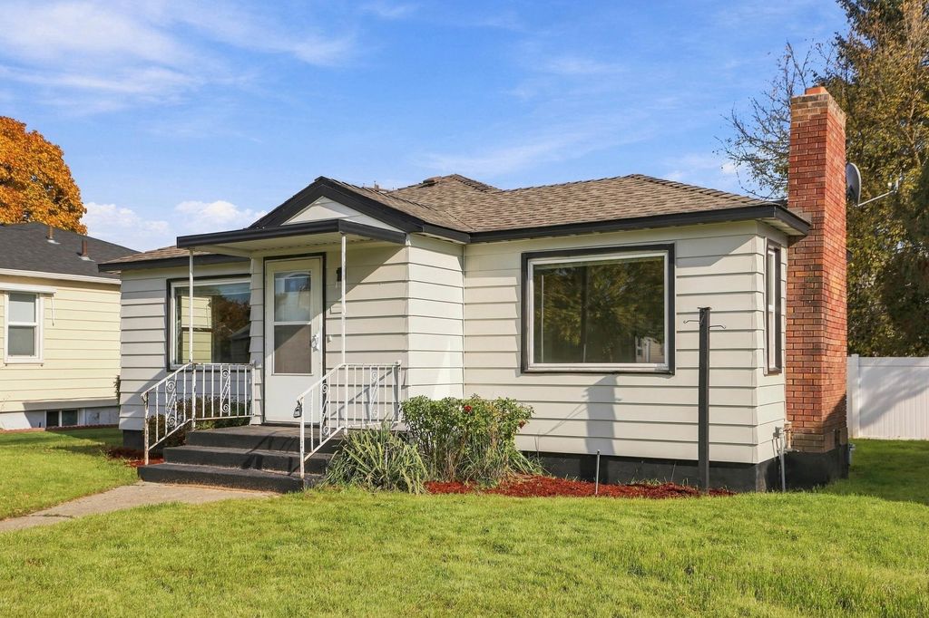 4728 N Normandie St, Spokane, WA 99205 photo 3
