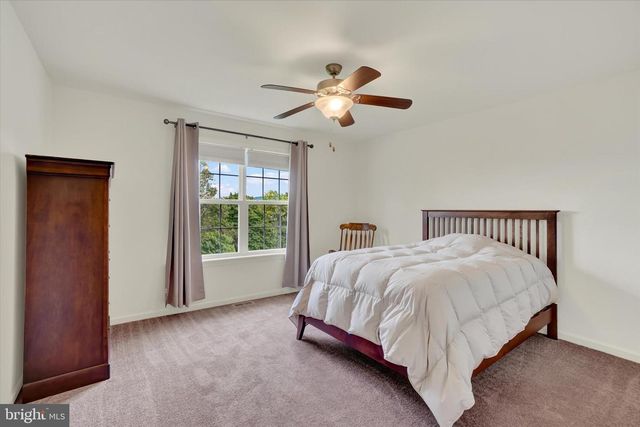 613 RISHEL DR, York, PA 17406