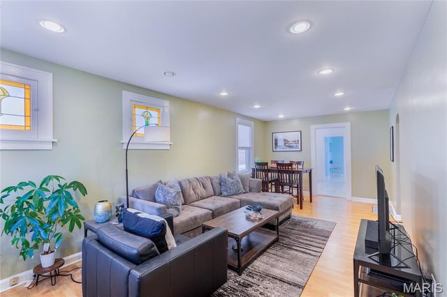 1518 Graham Street, St Louis, MO 63139