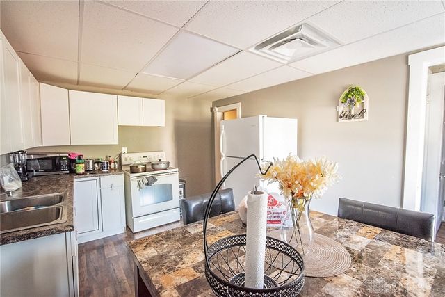 1701 Lexington Avenue, Springfield, OH 45505