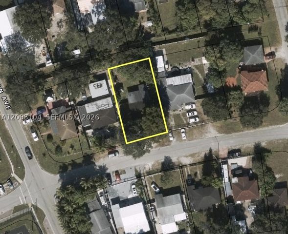 915 Dunad Ave, Opa Locka, FL 33054