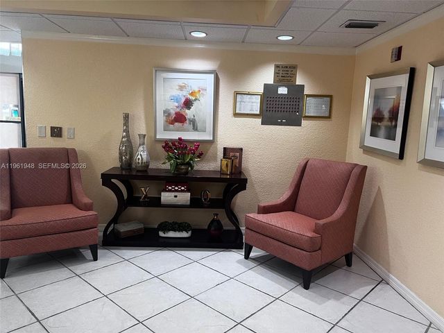 1300 Saint Charles Place L22, Pembroke Pines, FL 33026