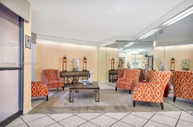 1300 Saint Charles Place L22, Pembroke Pines, FL 33026