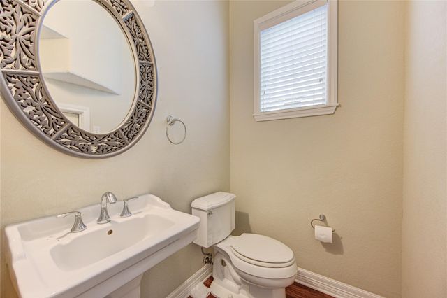 1117 W 18th Street, Houston, TX 77008