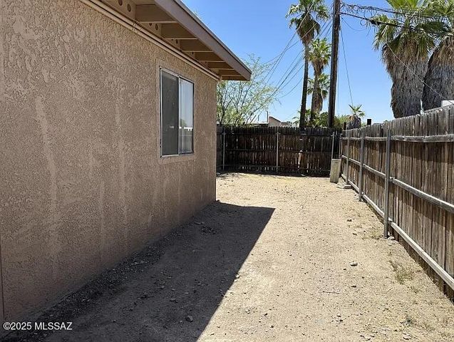 2812 N Fontana Avenue, Tucson, AZ 85705