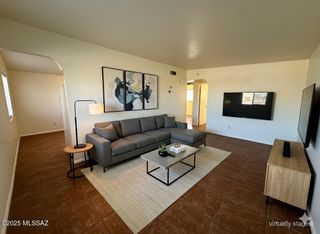 2812 N Fontana Avenue, Tucson, AZ 85705