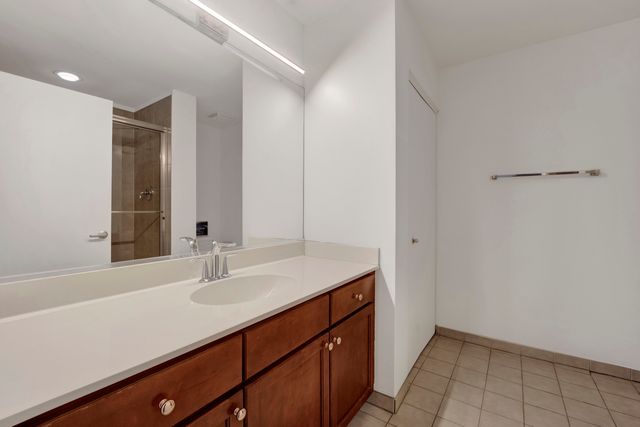 1000 W 15th Street 326, Chicago, IL 60608