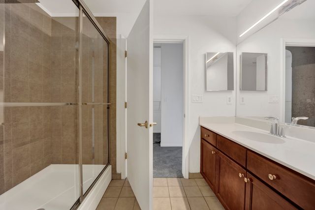 1000 W 15th Street 326, Chicago, IL 60608
