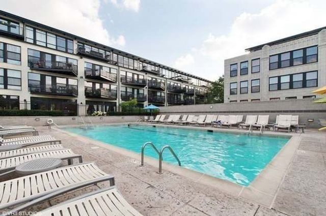 1000 W 15th Street 326, Chicago, IL 60608