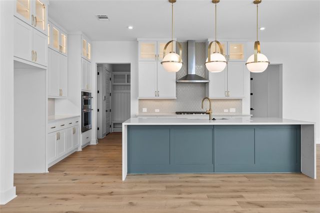 14500 Village Market DR, Cedar Park, TX 78641