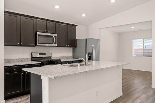 5039 FINDLEY Street SW, Los Lunas, NM 87031