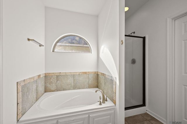 25350 White Lake Ave, Livingston, LA 70754