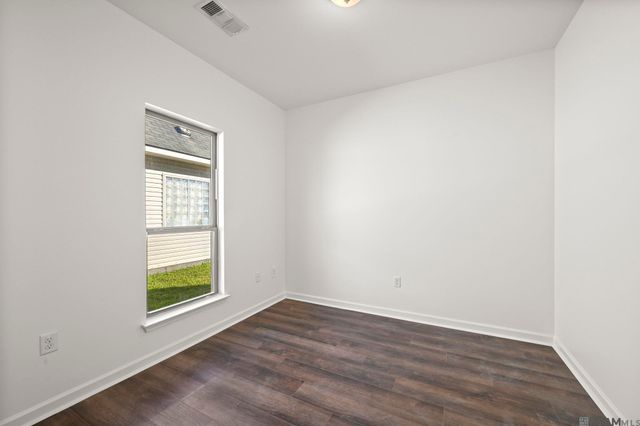 25350 White Lake Ave, Livingston, LA 70754