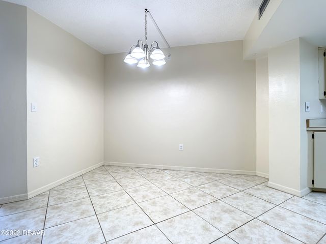 1 Oceans West Blvd Apt 1A5, Daytona Beach Shores, FL 32118