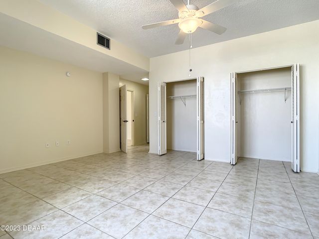 1 Oceans West Blvd Apt 1A5, Daytona Beach Shores, FL 32118