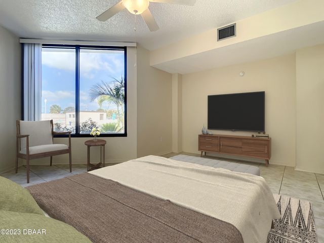 1 Oceans West Blvd Apt 1A5, Daytona Beach Shores, FL 32118