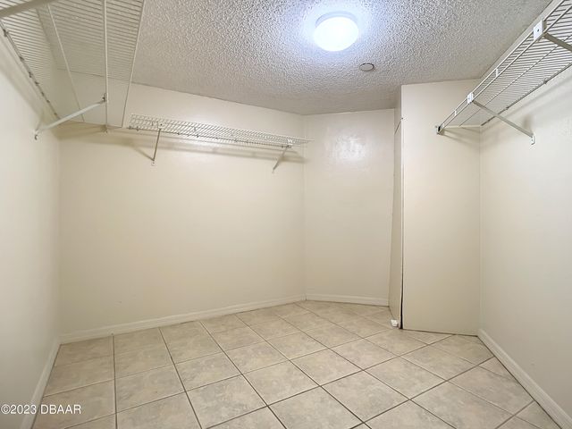 1 Oceans West Blvd Apt 1A5, Daytona Beach Shores, FL 32118