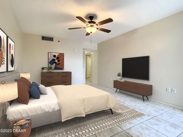 1 Oceans West Blvd Apt 1A5, Daytona Beach Shores, FL 32118