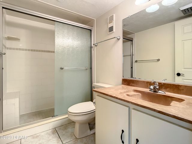 1 Oceans West Blvd Apt 1A5, Daytona Beach Shores, FL 32118