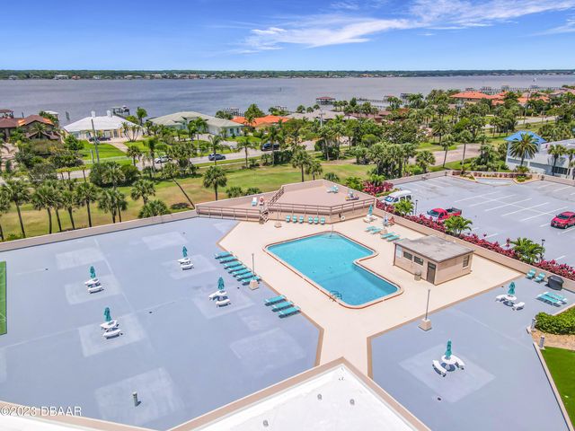 1 Oceans West Blvd Apt 1A5, Daytona Beach Shores, FL 32118