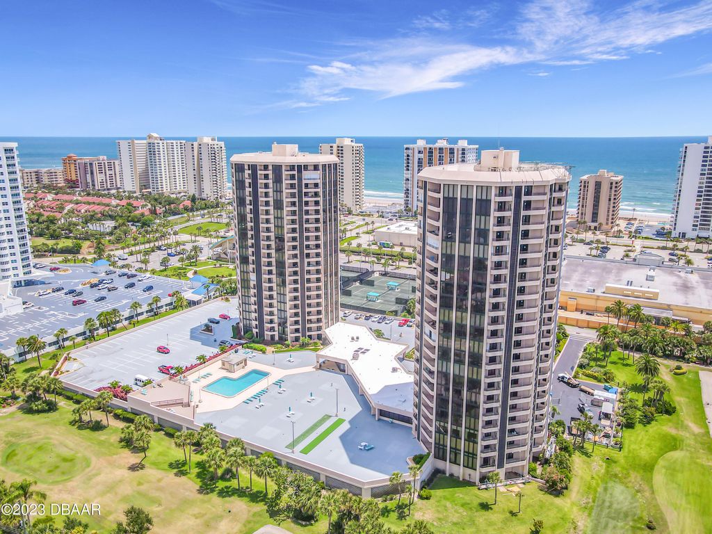 1 Oceans West Blvd Apt 1A5, Daytona Beach Shores, FL 32118