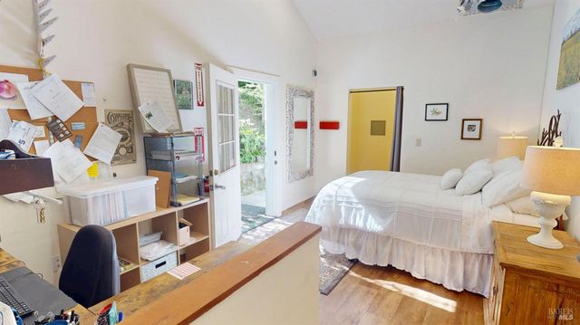 380-378 Bohemian Hwy, Freestone, CA 95472