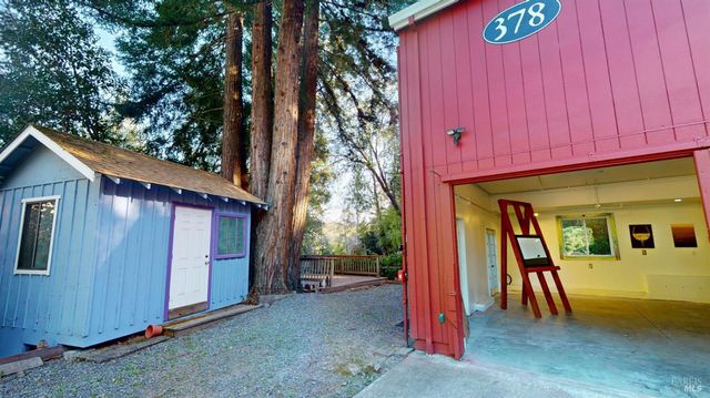 380-378 Bohemian Hwy, Freestone, CA 95472