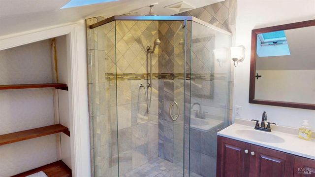 380-378 Bohemian Hwy, Freestone, CA 95472