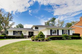 707 E Monterey Road, Palatine, IL 60074