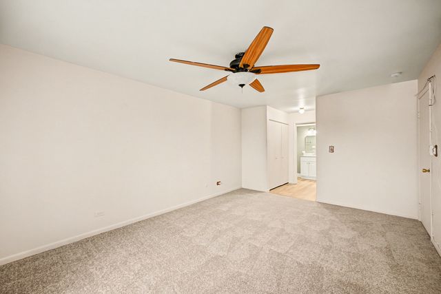 40 S Main Street 4A, Glen Ellyn, IL 60137