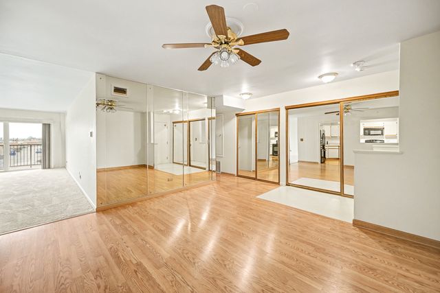 40 S Main Street 4A, Glen Ellyn, IL 60137