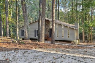 225 Buckeye Lane, Fayetteville, GA 30214