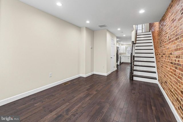 713 N DUNCAN ST, Baltimore, MD 21205