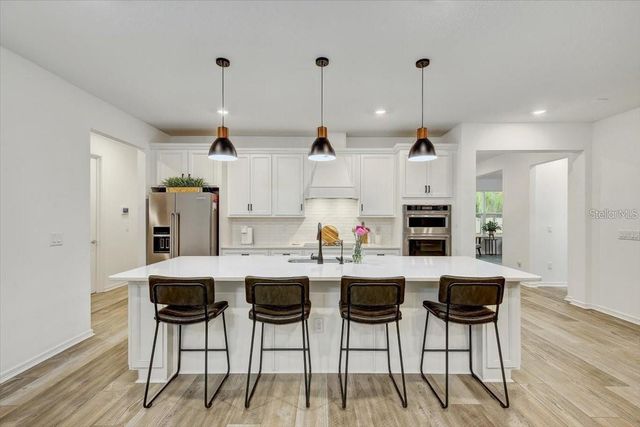 2824 QUAIL CREST COURT, Valrico, FL 33594