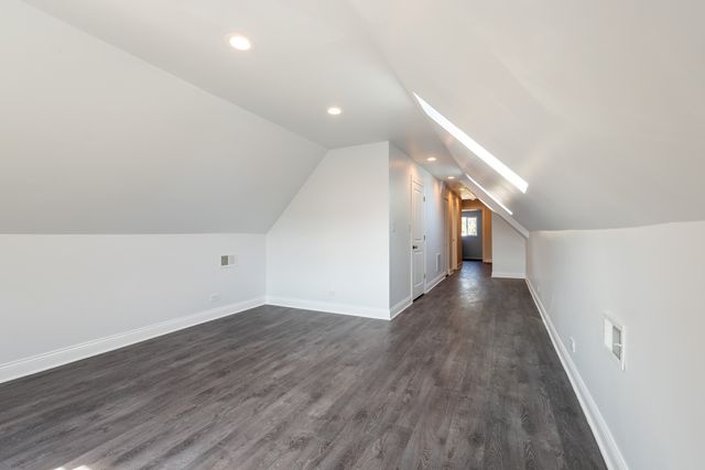 4226 N Bernard Street 2, Chicago, IL 60618