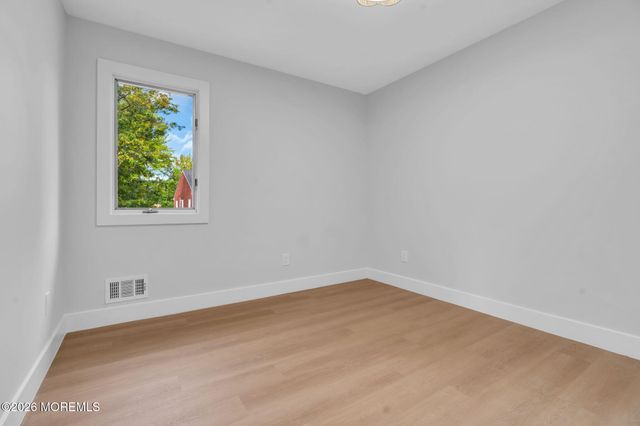 24A Dewey Drive, New Brunswick, NJ 08901