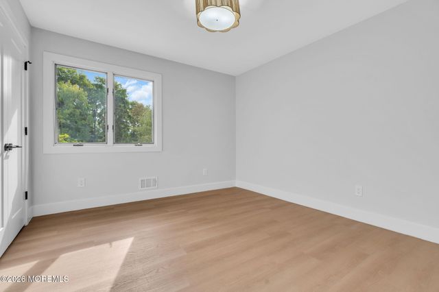 24A Dewey Drive, New Brunswick, NJ 08901