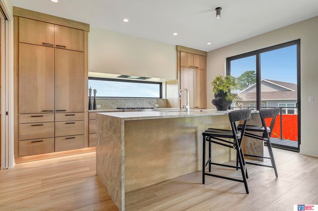 8440 Birkett Place, Lincoln, NE 68526