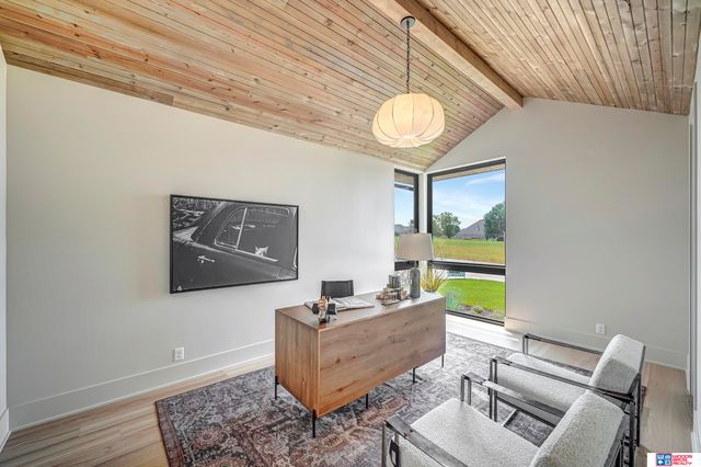 8440 Birkett Place, Lincoln, NE 68526