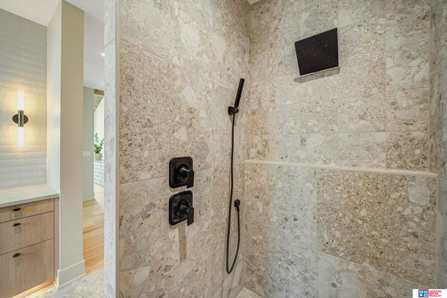 8440 Birkett Place, Lincoln, NE 68526