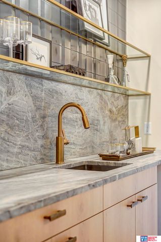 8440 Birkett Place, Lincoln, NE 68526