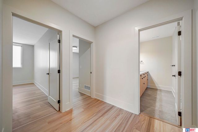 8440 Birkett Place, Lincoln, NE 68526