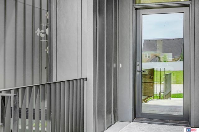 8440 Birkett Place, Lincoln, NE 68526