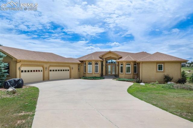 1853 Penny Royal Court, Monument, CO 80132