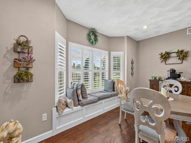 2020 Ravenel, Swansea, IL 62226
